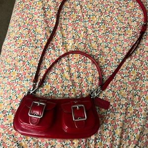 NWOT Coach Ashton Baguette Bag Patent Leather